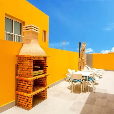 Mariposas Cuatro Villa
